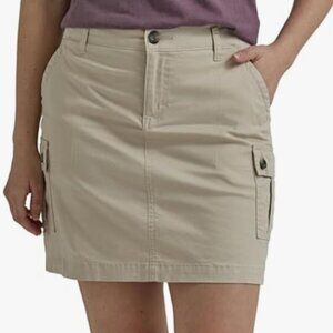 NWT Lee Women's Ultra Lux Comfort with Flex-to-go Cargo Skort, pioneer beige, 4